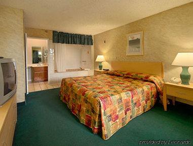 Days By Wyndham Angeles Whittier