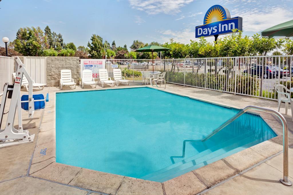 Days By Wyndham Angeles Hotel 2*