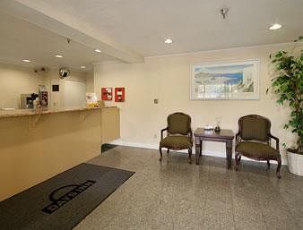 Days By Wyndham Angeles 2*