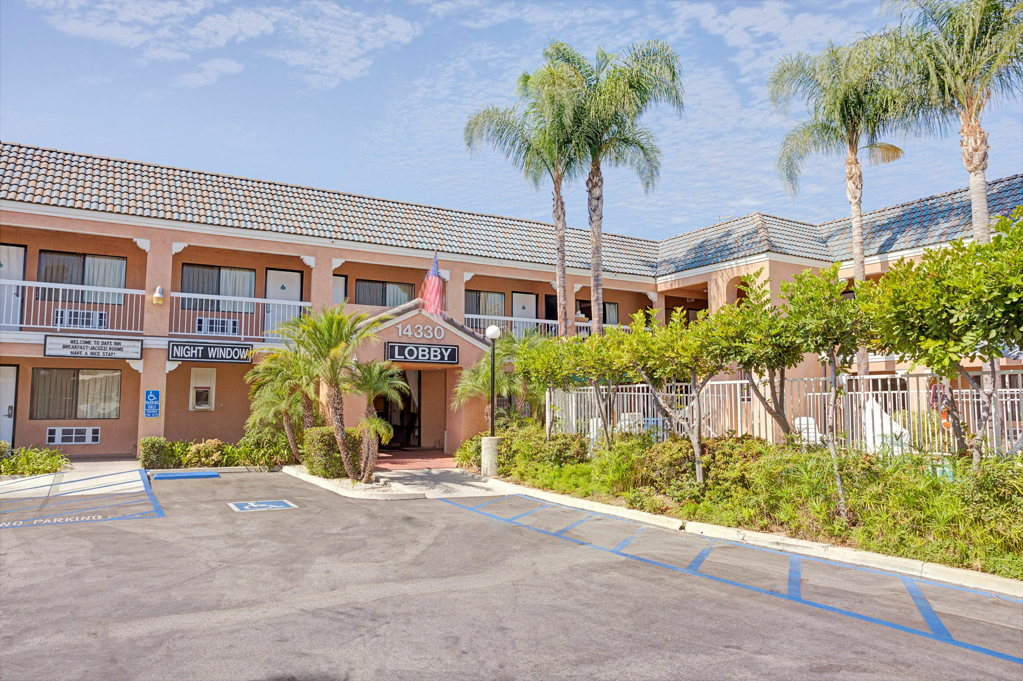 Days By Wyndham Angeles Whittier